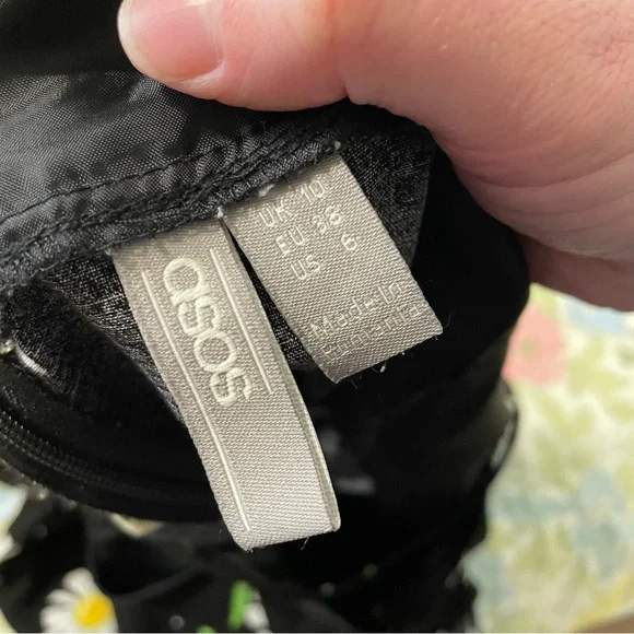 ASOS Black & White Daisy Floral Maxi Dress Size 6 - Picture 10 of 11